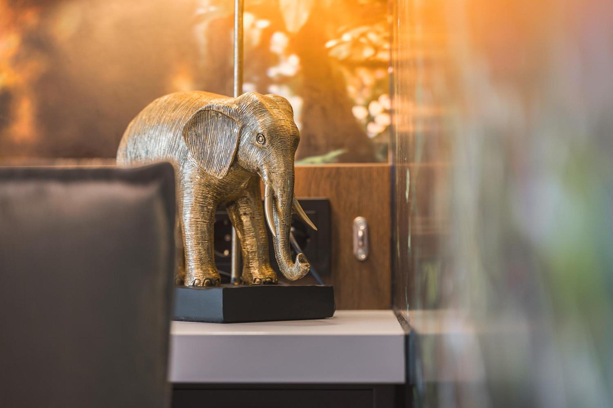 Jungle No5 Boutique Hotel - Stuttgart City-Center Экстерьер фото