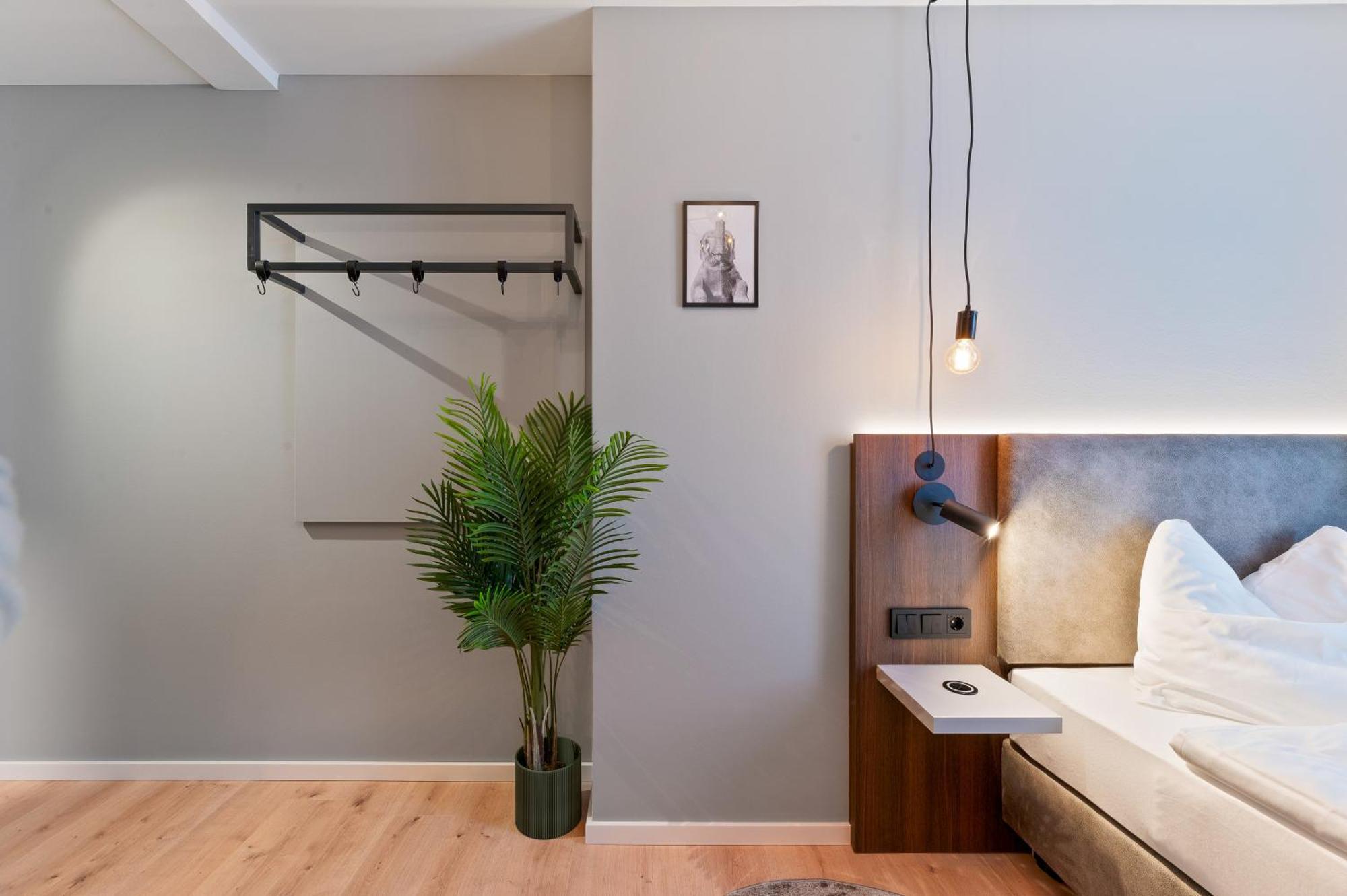 Jungle No5 Boutique Hotel - Stuttgart City-Center Экстерьер фото