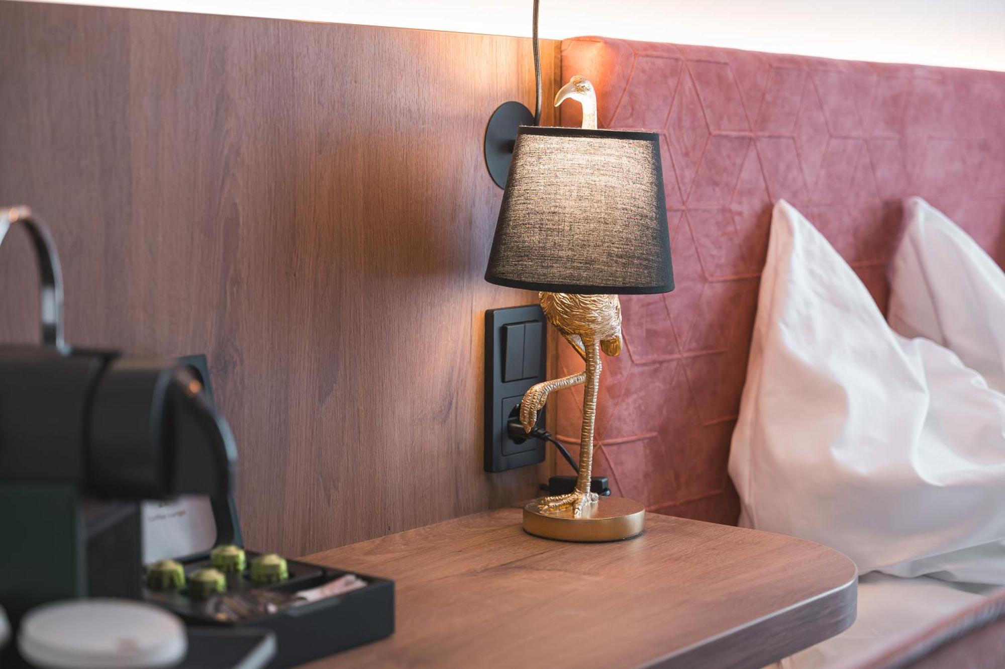 Jungle No5 Boutique Hotel - Stuttgart City-Center Экстерьер фото