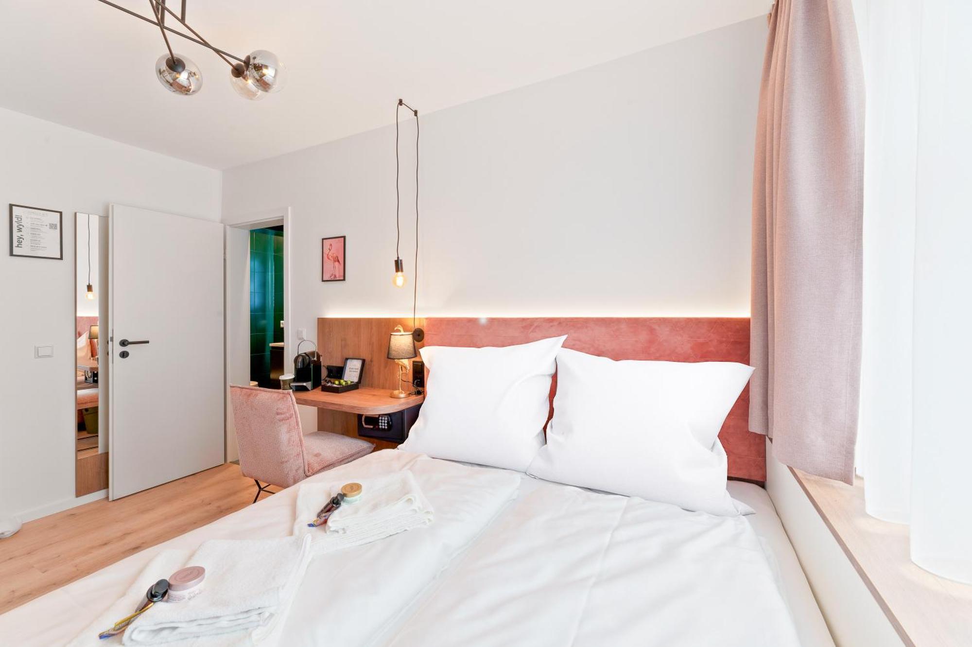 Jungle No5 Boutique Hotel - Stuttgart City-Center Экстерьер фото