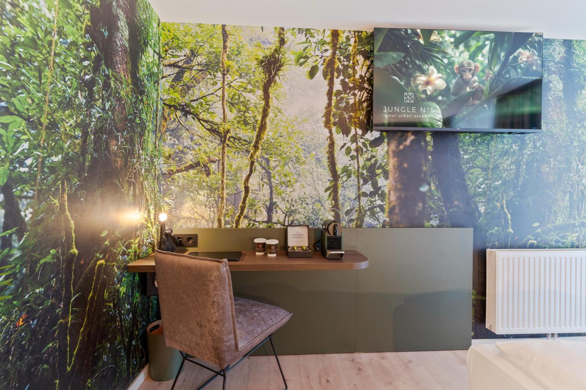 Jungle No5 Boutique Hotel - Stuttgart City-Center Экстерьер фото